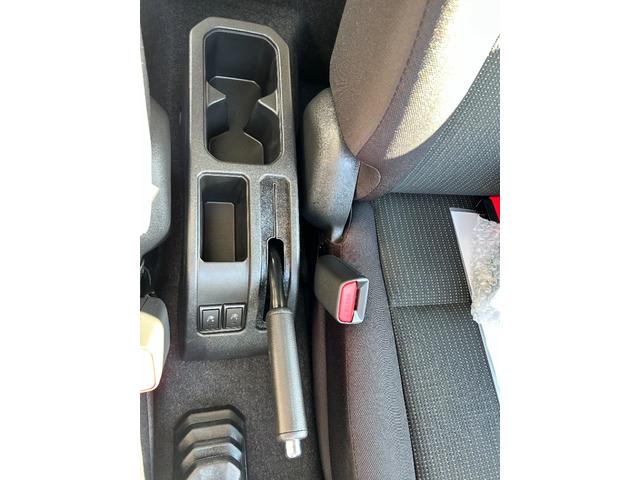 ジムニー ＸＣ　ダムド製ザ・ルーツ仕様　フロント＆リアバンパー　フロントグリル　ＴＯＹＯオープンカントリーＲＴホワイトレタータイヤ　ＤＥＡＮコロラド１６ＡＷ　アルパイン製ディスプレイオーディオ　バックカメラ　ＥＴＣ（42枚目）