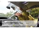 Ｓ　２年保証　新型ＬＥＤ埋込みエアロ　新品ＴＲ５　１９インチＡＷ　ローダウン　ケンウッド地デジナビ　ＤＶＤ再生　Ｂｌｕｅｔｏｏｔｈオーディオ　ＥＴＣ　フルエアロ　フルカスタム　カスタムコンプリートカー(67枚目)