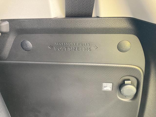 クロスビー HYBRID MZ 3型 衝突軽減B 全方位カメラ ACC デュアルカメラブレーキサポート(前後衝突軽減ブレーキ) 全方位カメラパッケージ装着車 LEDヘッドライト フォグランプ シートヒーター アルミホイール オートエアコン オートライト ACC(51枚目)