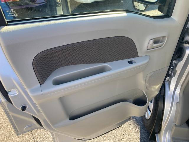 エブリイ JOINターボ 6型 デモカー使用 前後衝突軽減B 4WD デュアルカメラブレーキサポート(前後衝突軽減ブレーキ) パートタイム4WD LEDヘッドライト スマートキー キーレスプッシュスタート オートライト 電動格納式リモコンドアミラー シートヒーター(45枚目)