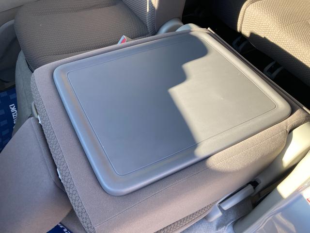 エブリイ JOINターボ 6型 デモカー使用 前後衝突軽減B 4WD デュアルカメラブレーキサポート(前後衝突軽減ブレーキ) パートタイム4WD LEDヘッドライト スマートキー キーレスプッシュスタート オートライト 電動格納式リモコンドアミラー シートヒーター(51枚目)