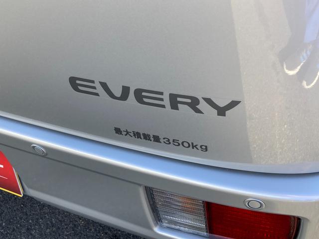 エブリイ JOINターボ 6型 デモカー使用 前後衝突軽減B 4WD デュアルカメラブレーキサポート(前後衝突軽減ブレーキ) パートタイム4WD LEDヘッドライト スマートキー キーレスプッシュスタート オートライト 電動格納式リモコンドアミラー シートヒーター(63枚目)