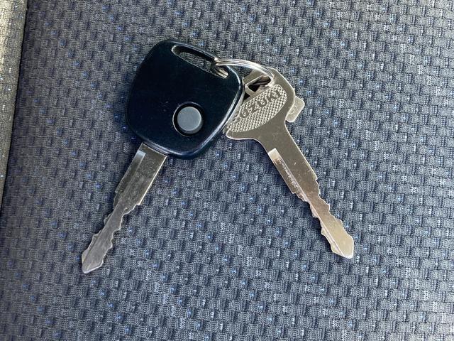 �L�[���X�G���g���[�t���B�{�^����ŊJ�\�ł��B�A���T�[�o�b�N�@�\�Ńn�U�[�h�����v���_������̂ŗ��ꂽ�ꏊ����J�m�F�\�B