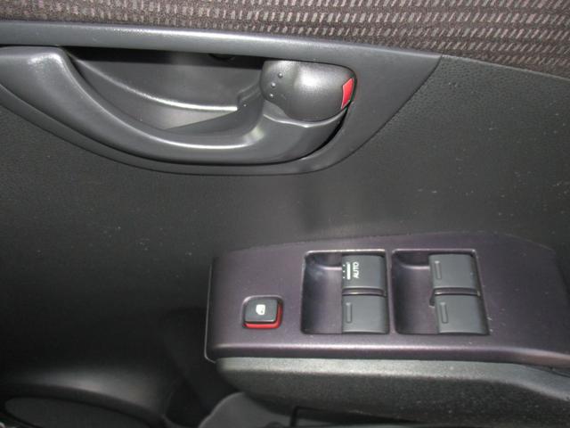 シーズ 純正ナビ フルセグ Rカメラ ETC VSA フルセグ クルコン リアカメラ HID ETC メモリーナビ ナビTV イモビライザー スマートキ-(37枚目)