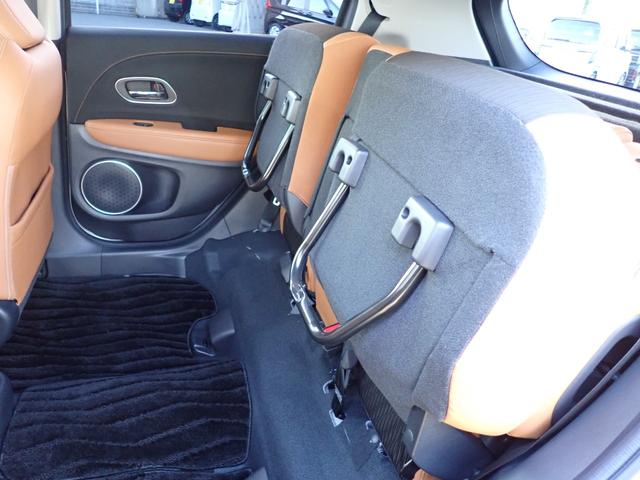 ヴェゼル ハイブリッドＺ・ホンダセンシング　純正ナビ　フルセグ　Ｒカメラ　ＥＴＣ（17枚目）