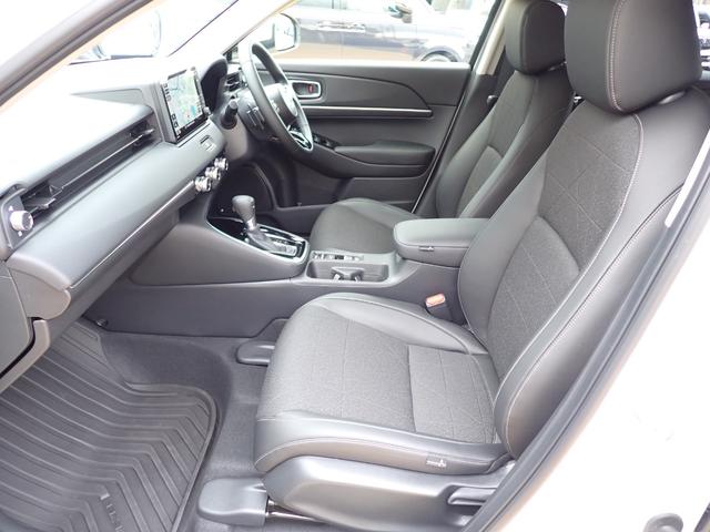 ☆外装・室内・エンジンルームクリーニング済みです☆ご来店の際は、是非シートの座り心地を確かめ、ハンドルを握って楽しいカーライフを想像してみてください♪