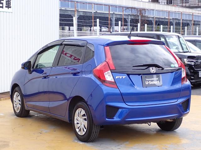 フィット １３Ｇ・Ｌパッケージ　純正ナビ　フルセグ　Ｒカメラ　ＥＴＣ　ＬＥＤヘッドライト（12枚目）