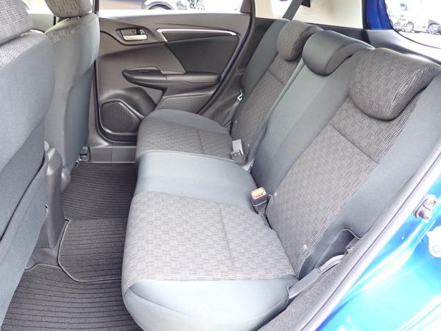 フィット １３Ｇ・Ｌパッケージ　純正ナビ　フルセグ　Ｒカメラ　ＥＴＣ　ＬＥＤヘッドライト（16枚目）