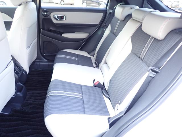 ヴェゼル ｅ：ＨＥＶＰＬａＹ　純正ナビ　フルセグ　Ｒカメラ　ＥＴＣ（20枚目）