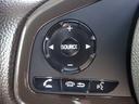 ◆ハンドルに【オーディオリモコンスイッチ】が装備されてます。視点をそらすことなく、ボリューム調整・オーディオソース切替・選曲が出来ます。運転しながら安全に操作が可能になりました。