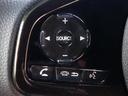 ◆ハンドルに【オーディオリモコンスイッチ】が装備されてます。視点をそらすことなく、ボリューム調整・オーディオソース切替・選曲が出来ます。運転しながら安全に操作が可能になりました。