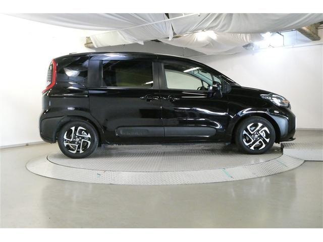 シエンタ ハイブリッドＺ　ＴＳＳ　フルフラットシート　エアバック　アルミ　キーレスエントリー　ナビＴＶ　イモビライザー　バックモニター　ＬＥＤヘッドライト　ＥＴＣ車載器　横滑り防止　スマートキー　オートエアコン　ＷＳＲＳ（6枚目）