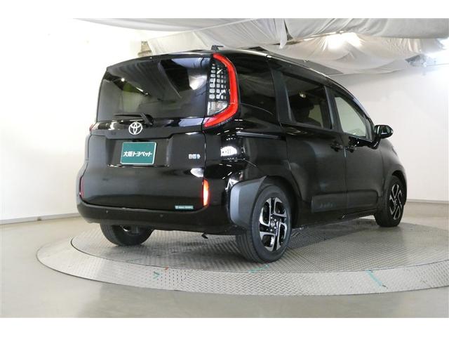 シエンタ ハイブリッドＺ　ＴＳＳ　フルフラットシート　エアバック　アルミ　キーレスエントリー　ナビＴＶ　イモビライザー　バックモニター　ＬＥＤヘッドライト　ＥＴＣ車載器　横滑り防止　スマートキー　オートエアコン　ＷＳＲＳ（9枚目）