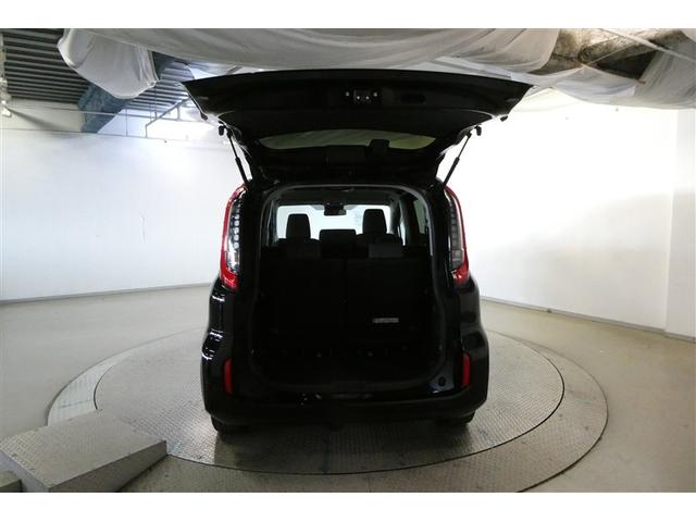 シエンタ ハイブリッドＺ　ＴＳＳ　フルフラットシート　エアバック　アルミ　キーレスエントリー　ナビＴＶ　イモビライザー　バックモニター　ＬＥＤヘッドライト　ＥＴＣ車載器　横滑り防止　スマートキー　オートエアコン　ＷＳＲＳ（10枚目）