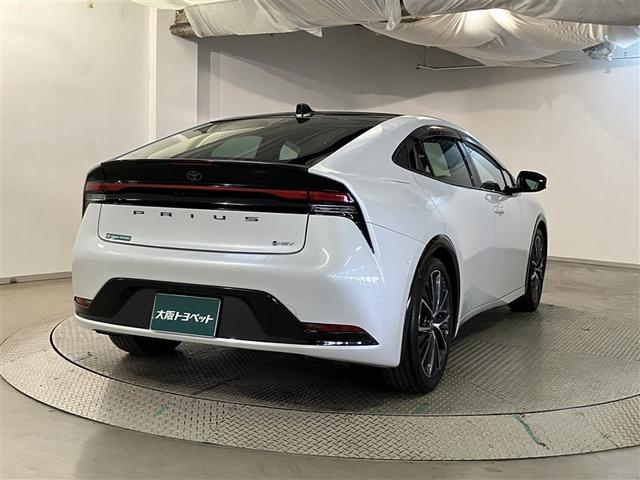 プリウス Z Rカメラ フルセグ地デジTV パノラミックルーフ フルオートエアコン サイドエアバッグ ドラレコ付き メモリーナビゲーション ESC ナビTV パワーステアリング アルミ Pシート インテリキー(8枚目)