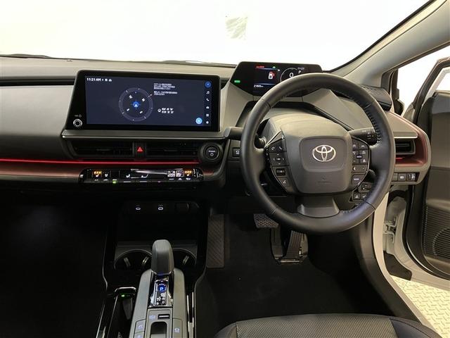 プリウス Z Rカメラ フルセグ地デジTV パノラミックルーフ フルオートエアコン サイドエアバッグ ドラレコ付き メモリーナビゲーション ESC ナビTV パワーステアリング アルミ Pシート インテリキー(12枚目)