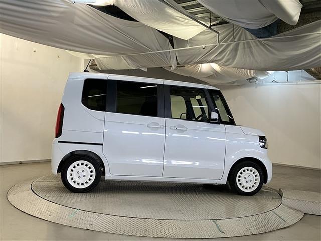 N-BOX ベースグレード アイスト セキュリティアラーム 誤発信抑制機能 キーレスエントリー バックカメラ付 アルミホイール スマートキ 運転席エアバッグ パワーステアリング パワーウインドー フルオートエアコン LEDランプ(6枚目)