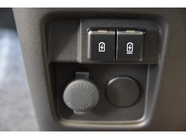 XF - 新車 - フルセグTV搭載ナビ&バックカメラ&ナビ連動ドライブレコーダー&ETC車載器&フロアマット付き(11枚目)