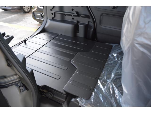 XF - 新車 - フルセグTV搭載ナビ&バックカメラ&ナビ連動ドライブレコーダー&ETC車載器&フロアマット付き(18枚目)