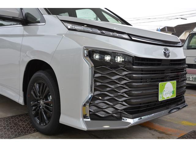 ヴォクシー ハイブリッドＳ－Ｚ　Ｅ－Ｆｏｕｒ－登録済未使用車－　快適便利パッケージ＆トヨタチームメイト＆アドバンストドライブ＆デジタルミラー＆ＬＥＤヘッドランプ＆ＣＤ・ＤＶＤ＆ユニバーサルステップ＆寒冷地仕様＆デジタルキー＆ＩＴＳ付（18枚目）