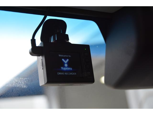 ハイゼットトラック ジャンボエクストラ　２ＷＤ　５ＭＴ　－　新車　－　スマホアプリ連携ナビ＆Ａｐｐｌｅ　ＣａｒＰｌａｙ／Ａｎｄｒｏｉｄ　Ａｕｔｏ対応＆フルセグＴＶ＆ドライブレコーダー＆ＥＴＣ車載器＆フロアマット付（10枚目）