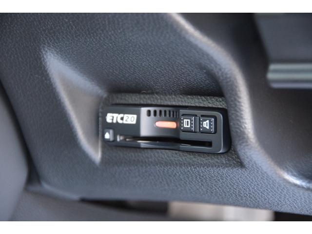 ヴェゼル ｅ：ＨＥＶ　ＲＳ　－　新車　－　ＨｏｎｄａＣＯＮＮＥＣＴディスプレーナビ＆フルセグＴＶ＆ＡｐｐｌｅＣａｒＰｌａｙ／ＡｎｄｒｏｉｄＡｕｔｏ対応＆舵角対応リヤワイドカメラ（３ビュー切り替え）＆ナビ連動ＥＴＣ２．０＆マット付（10枚目）