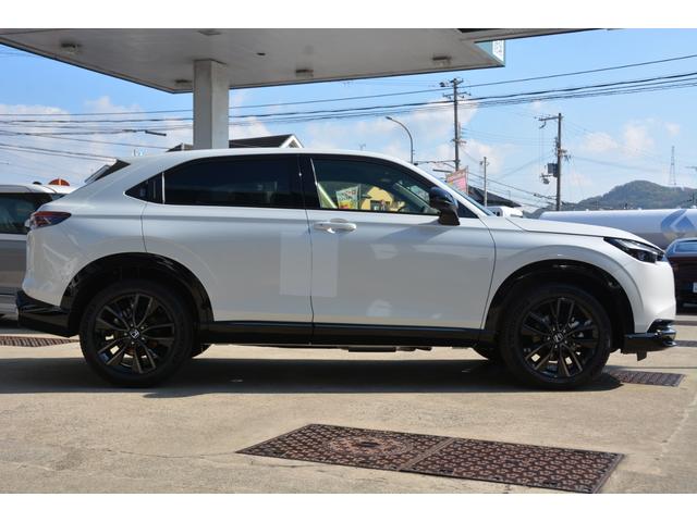 ヴェゼル ｅ：ＨＥＶ　ＲＳ　－　新車　－　ＨｏｎｄａＣＯＮＮＥＣＴディスプレーナビ＆フルセグＴＶ＆ＡｐｐｌｅＣａｒＰｌａｙ／ＡｎｄｒｏｉｄＡｕｔｏ対応＆舵角対応リヤワイドカメラ（３ビュー切り替え）＆ナビ連動ＥＴＣ２．０＆マット付（23枚目）