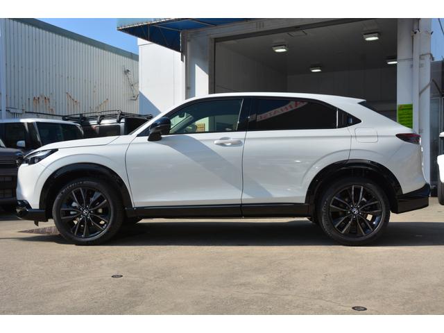 ヴェゼル ｅ：ＨＥＶ　ＲＳ　－　新車　－　ＨｏｎｄａＣＯＮＮＥＣＴディスプレーナビ＆フルセグＴＶ＆ＡｐｐｌｅＣａｒＰｌａｙ／ＡｎｄｒｏｉｄＡｕｔｏ対応＆舵角対応リヤワイドカメラ（３ビュー切り替え）＆ナビ連動ＥＴＣ２．０＆マット付（25枚目）