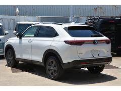 新車メーカー注文により新車設定色各色お選びいただけます。メーカー設定オプション色をお選びいただく場合は別途３８，５００円高です。ご希望通りのボディカラーでお客様のイメージ通りの新車をお楽しみください。 2