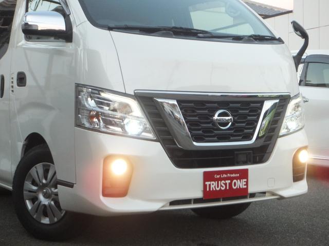 ＮＶ３５０キャラバンバン ロングＶＸ　法人ユーザー買取車・記録簿９枚・６人乗・後席左右分割可倒式・衝突軽減ブレーキ・同色バンパー・ＬＥＤヘッドライト・電動ドアミラー・ドラレコ・純正ナビＴＶ・バックカメラ・ＥＴＣ・キーレス・５ドア後席両側窓（9枚目）