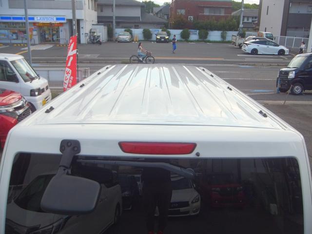 ＮＶ３５０キャラバンバン ロングＶＸ　法人ユーザー買取車・記録簿９枚・６人乗・後席左右分割可倒式・衝突軽減ブレーキ・同色バンパー・ＬＥＤヘッドライト・電動ドアミラー・ドラレコ・純正ナビＴＶ・バックカメラ・ＥＴＣ・キーレス・５ドア後席両側窓（21枚目）
