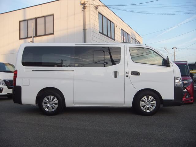 NV350キャラバンバン ロングDX 後期型・禁煙車・法人ユーザー買取車・記録簿4枚・2024年製タイヤ4本・衝突軽減ブレーキ・メモリナビ・ブルートゥース・バックカメラ・ドラレコ・ETC・キーレスキー・6人乗り・5ドア・両側スライド窓(6枚目)