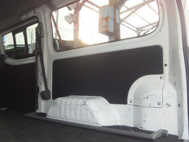 NV350キャラバンバン ロングDX 後期型・禁煙車・法人ユーザー買取車・記録簿4枚・2024年製タイヤ4本・衝突軽減ブレーキ・メモリナビ・ブルートゥース・バックカメラ・ドラレコ・ETC・キーレスキー・6人乗り・5ドア・両側スライド窓(52枚目)