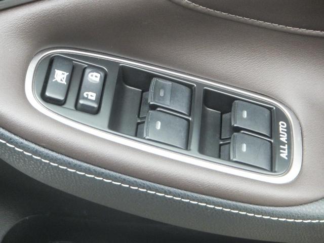 クラウン ロイヤルサルーン　後期型・黒内装・記録簿１１枚・純正ＳＤナビ・フルセグＴＶ・ブルートゥース・バックカメラ・ＥＴＣ・電動シート・ロック連動開閉ドアミラー・ＬＥＤヘッドライト・ＬＥＤフォグランプ・純正１６インチアルミ（41枚目）