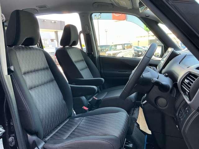 セレナ １．２　ｅ－ＰＯＷＥＲ　ハイウェイスター　Ｖ　シートヒーター＆メモリーナビ＆プロパイロ　３６０°カメラ　エマジェンシーブレーキ　１オナ　寒冷地仕様　スマキー　バックカメラ　ＬＥＤ　レーンアシスト　ＥＴＣ　ドラレコ　Ａストップ　イモビ　フルオートエアコン　アルミホイール　エアバック　ＡＢＳ（13枚目）