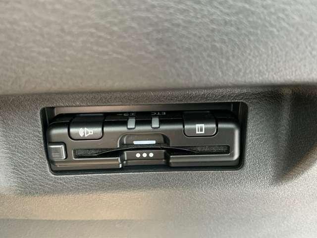 キックス Ｘ　ツートーンインテリアエディション　プロパイロット＆メモリーナビ【ＭＭ３２３Ｄ－Ｌ】＆アラウンドビューＭ＆ＥＴＣ＆ドラレコ＆ＬＥＤヘッド＆ベージュツートンインテリア（11枚目）