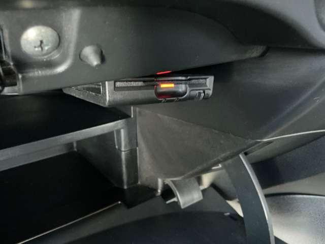 ノート メダリスト　メモリーナビ＆フルセグ＆アラウンドビューモニター（ＭＯＤ機能付き）＆ＥＴＣ＆ドラレコ＆キセノンヘッドライト＆エマージェンシーブレーキ＆ＬＤＷ（車線逸脱警報】＆踏み間違い衝突防止アシスト（10枚目）