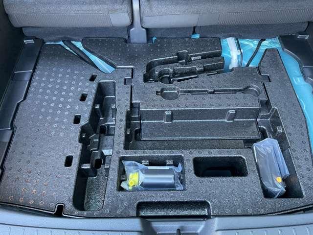 ノート Ｘ　メモリーナビ（ＭＭ２２３Ｄ－Ｌｅ）＆フルセグ＆バックモニター＆ドラレコ＆ＥＴＣ＆ＬＥＤヘッドライト（20枚目）