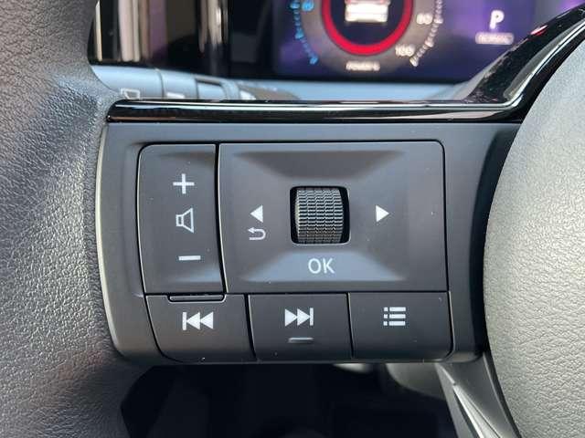 ノート 1.2 X 当社元試乗車&メモリーナビ&フルセグ リアカメラ 衝突被害軽減ブレ-キ 全方位カメラ ETC付 LEDヘッドライト レーンアシスト インテリジェントキー ドラレコ アイドリングストップ 盗難防止システム ワンセグTV TVナビ 試乗車UP(9枚目)