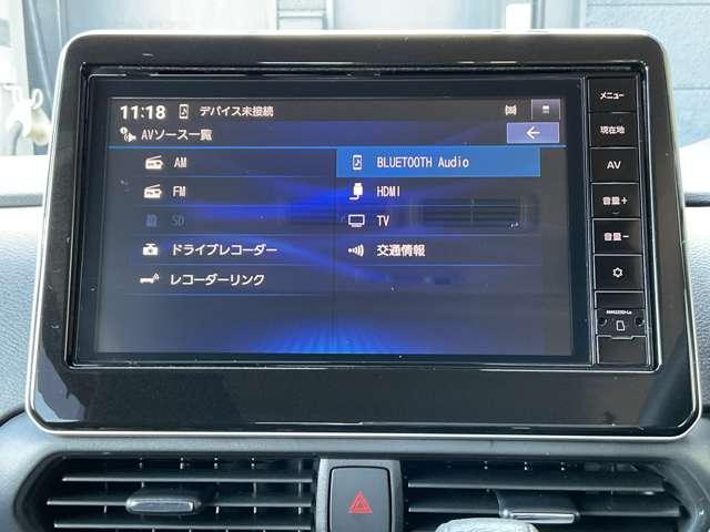 車載用のオーディオシステムです。音楽やラジオを楽しむことができ、ドライブをより快適に、楽しいものにしてくれます。
