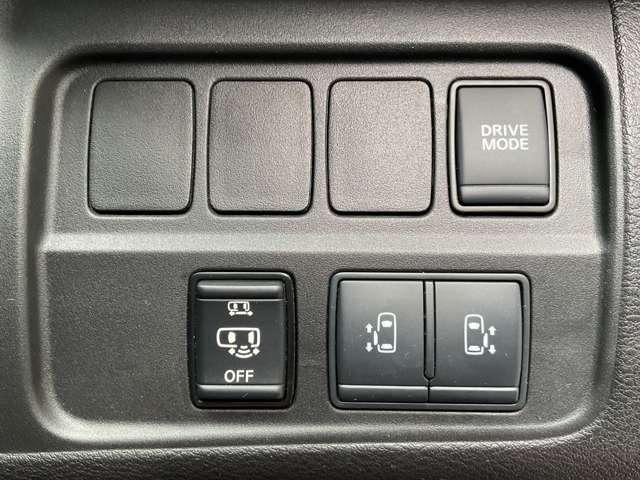 セレナ ｅ－パワー　ハイウェイスターＶ　プロパイロット＆メモリーナビ（ＭＭ５２０Ｄ－Ｌ）＆フルセグ＆アラウンドビューモニター＆前後ドラレコ＆ＥＴＣ＆両側オートスライドドア＆防水シート（11枚目）