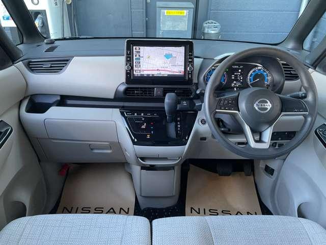 ルークス ６６０　Ｘ　メモリーナビ＆フルセグ　アラモニ　前後衝突軽減ブレーキ　ワンオーナー車　車線逸脱防止　ＥＴＣ　スマートキー　キーフリー　ドライブレコーダー　ｉ－ｓｔｏｐ　フルオートエアコン　パワーウインドウ　バックカメラ　盗難防止　ＡＢＳ（3枚目）