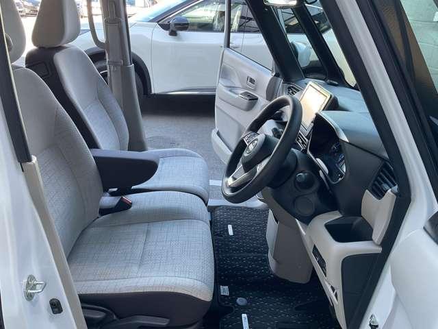 ルークス ６６０　Ｘ　メモリーナビ＆フルセグ　アラモニ　前後衝突軽減ブレーキ　ワンオーナー車　車線逸脱防止　ＥＴＣ　スマートキー　キーフリー　ドライブレコーダー　ｉ－ｓｔｏｐ　フルオートエアコン　パワーウインドウ　バックカメラ　盗難防止　ＡＢＳ（13枚目）