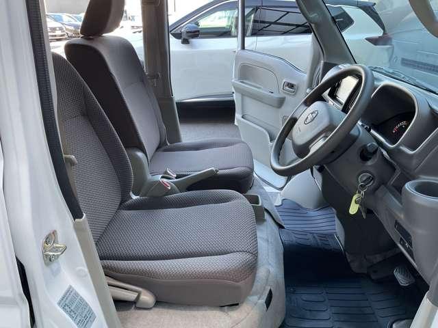 クリッパーバン ６６０　ＤＸ　ＧＬパッケージ　ハイルーフ　当社元試乗車＆メモリーナビ＆フルセグ　インテリジェントエマージェンシーブレーキ　ＬＥＤヘッドランプ　キーレス　パワーウィンドウ　レーンアシスト　ドラレコ　バックカメラ　ＥＴＣ　アイドリングストップ　パワステ　運転席エアバック　エアコン（13枚目）