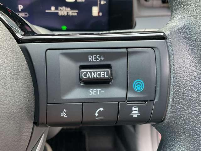 ノート １．２　Ｘ　プロパイ＆ＮｉｓｓａｎＣｏｎｎｅｃｔナビ＆フルセグ＆　リアカメラ　衝突被害軽減ブレ－キ　全方位カメラ　ＥＴＣ付　ＬＥＤヘッドライト　レーダークルーズ　レーンアシスト　インテリジェントキー　ワンオーナー　ドラレコ　アイドリングストップ　盗難防止システム（9枚目）