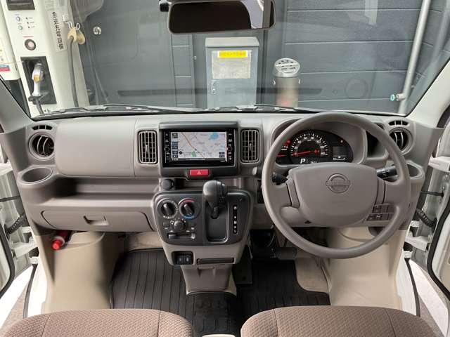 クリッパーバン 660 GX ハイルーフ 当社元試乗車&メモリーナビ&フルセグ 衝突軽減ブレーキ スマートキー Bカメラ ETC レーンアシスト ドラレコ エアコン LEDヘッド キーレス 盗難防止装置 Wエアバッグ アイドリングストップ パワステ ABS(3枚目)