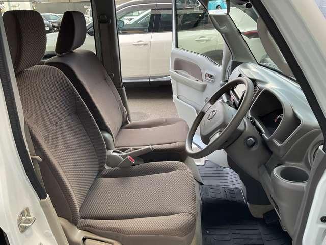 クリッパーバン 660 GX ハイルーフ 当社元試乗車&メモリーナビ&フルセグ 衝突軽減ブレーキ スマートキー Bカメラ ETC レーンアシスト ドラレコ エアコン LEDヘッド キーレス 盗難防止装置 Wエアバッグ アイドリングストップ パワステ ABS(18枚目)