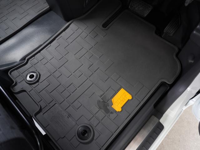 ◆オールシーズンマット◆濡れた靴の水、汚れなどからフロアを守ってくれます。アウトドアやレジャーでもシーン選ばずお手入れ簡単です。