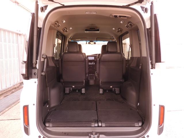 ◆リアシートを使用しない時はこの通り更に広々ラゲッジスペースの出来上がりです、たくさんの荷物が積み込み可能です！