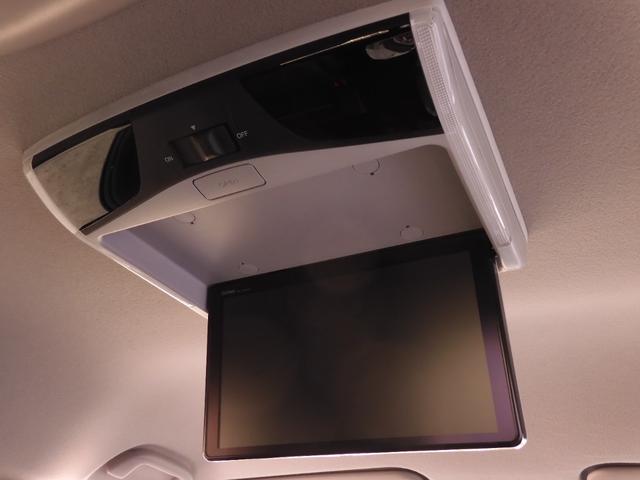 ◆後席フリップダウンモニター装備車◆　お出かけ時の渋滞！お子様や同乗者の方が退屈しません。ドライバーは運転に集中できます！